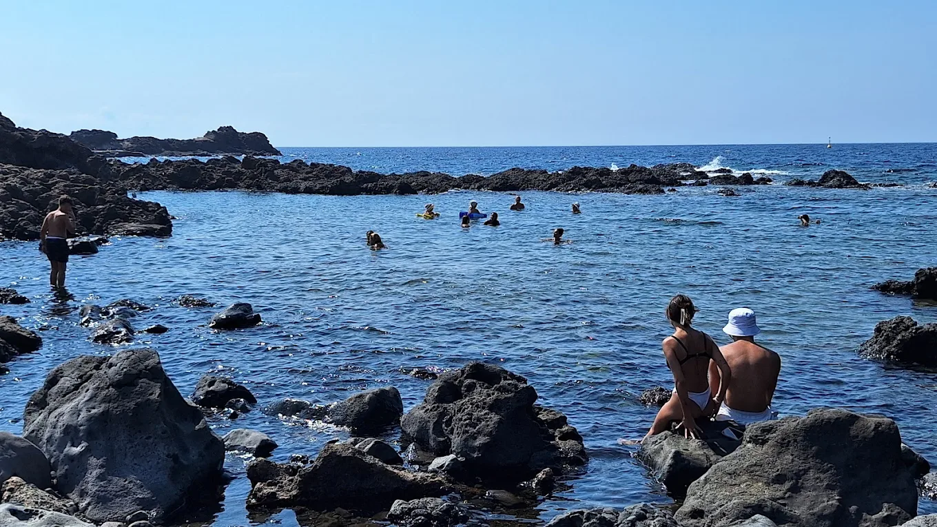 Caletta Acquario (Cala Santoro)