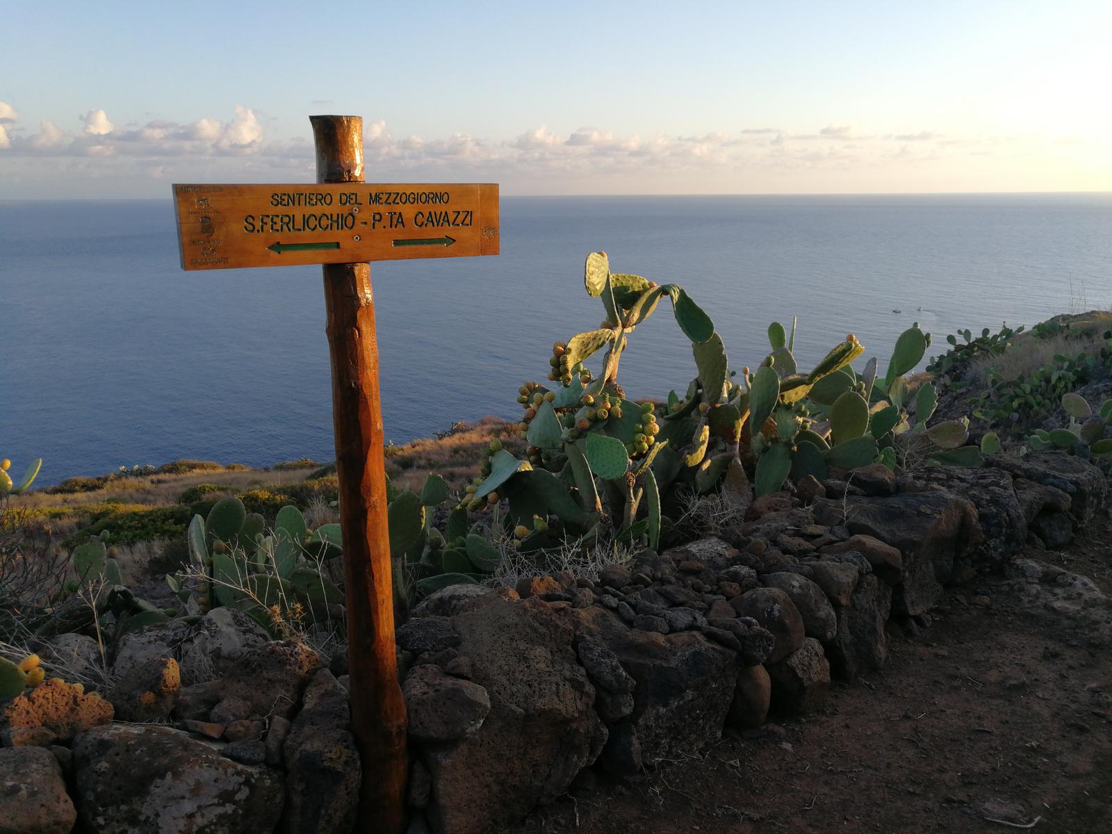 Sentiero del Mezzogiorno Ustica