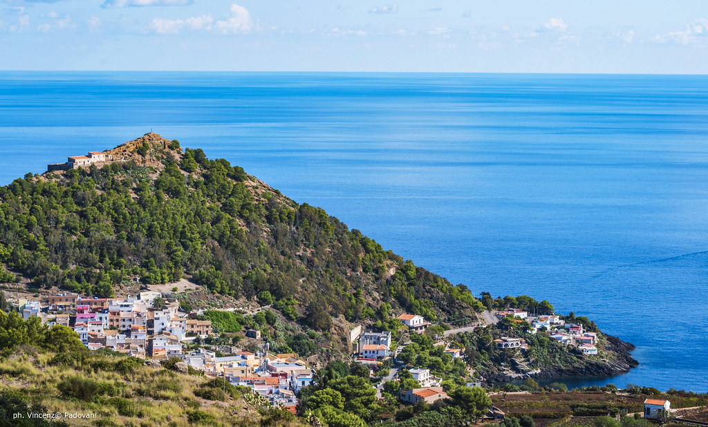 Cosa Vedere a Ustica: Guida Definitiva 